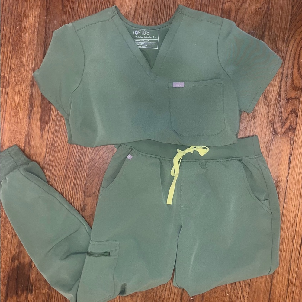 Figs Small set